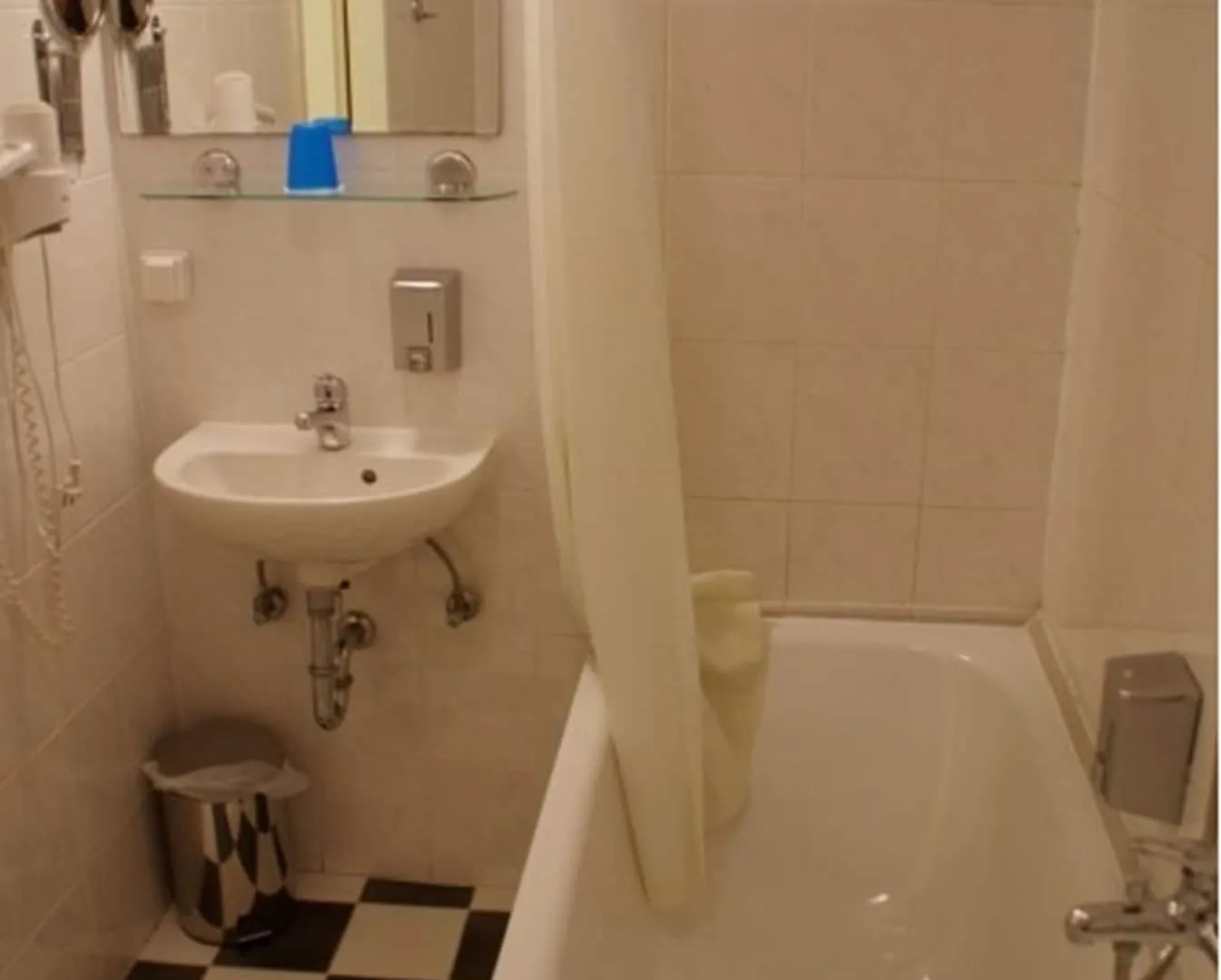 ברלין City Hotel Am Kurfuerstendamm 3*,  גרמניה