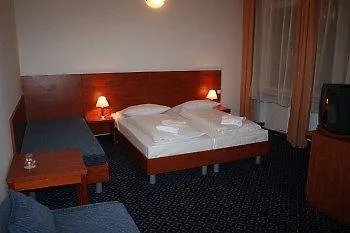 City Hotel Am Kurfuerstendamm Берлин