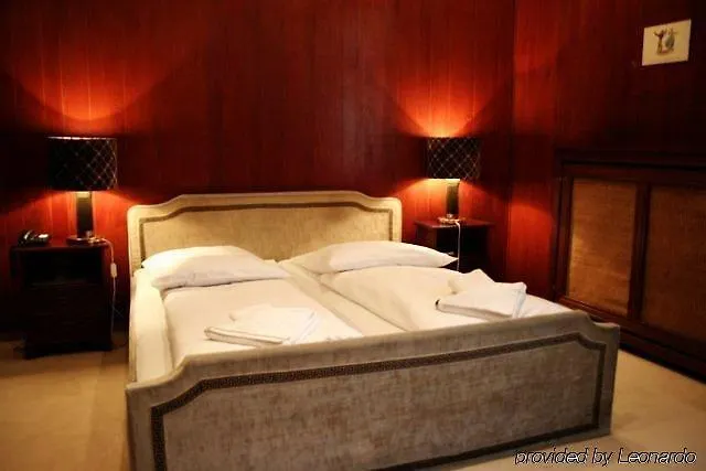 City Hotel Am Kurfuerstendamm Берлин 3*,