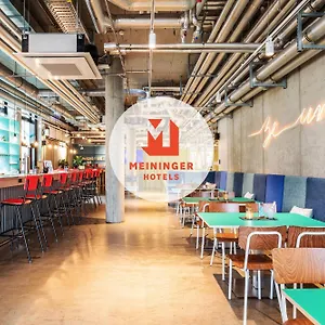 3* מלון Meininger East Side Gallery