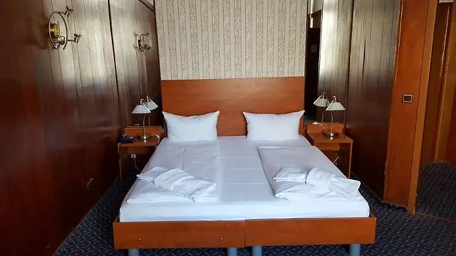 City Hotel Am Kurfuerstendamm Berlin 3*,