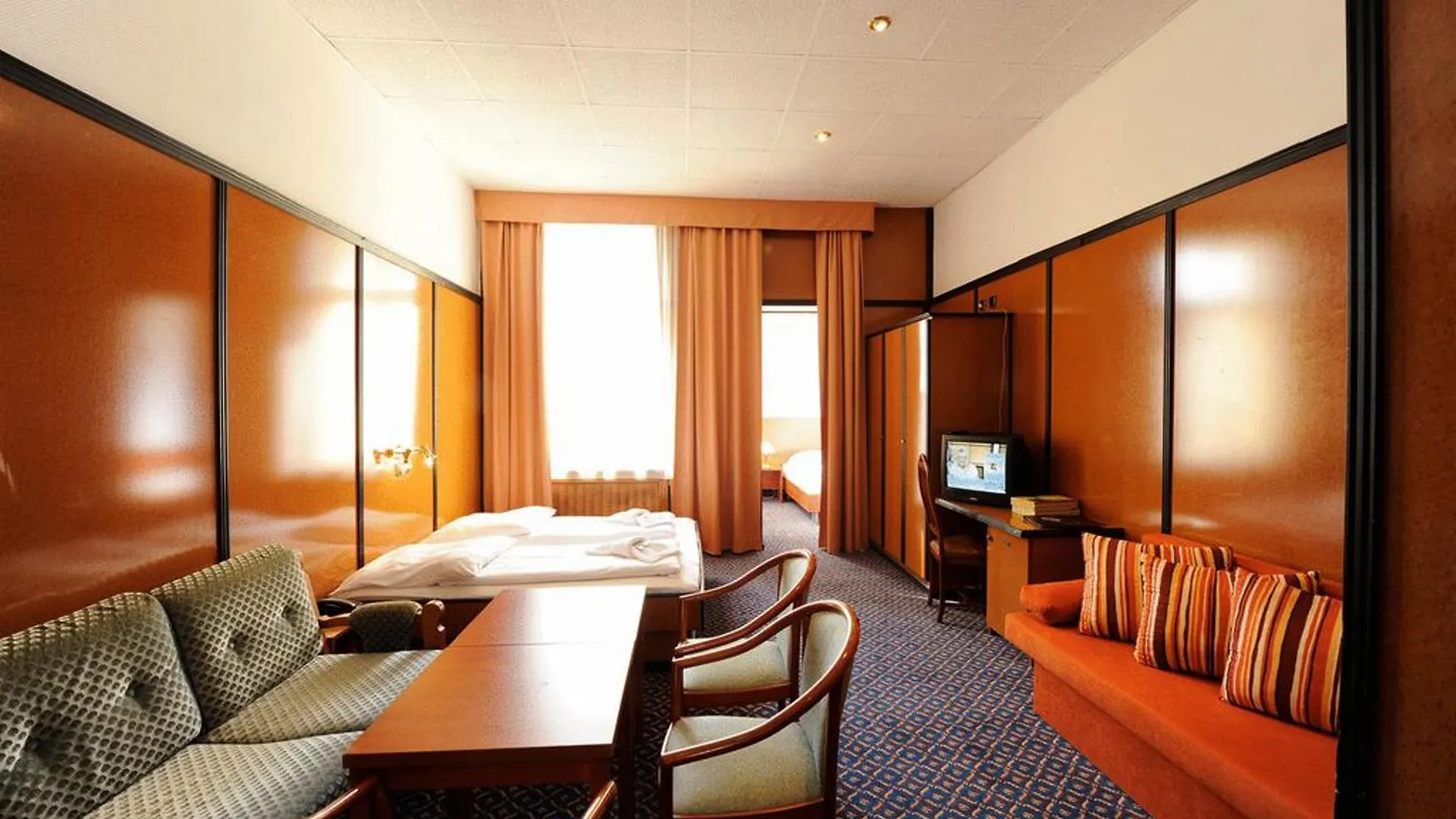 City Hotel Am Kurfuerstendamm Berlim 3*,  Alemanha